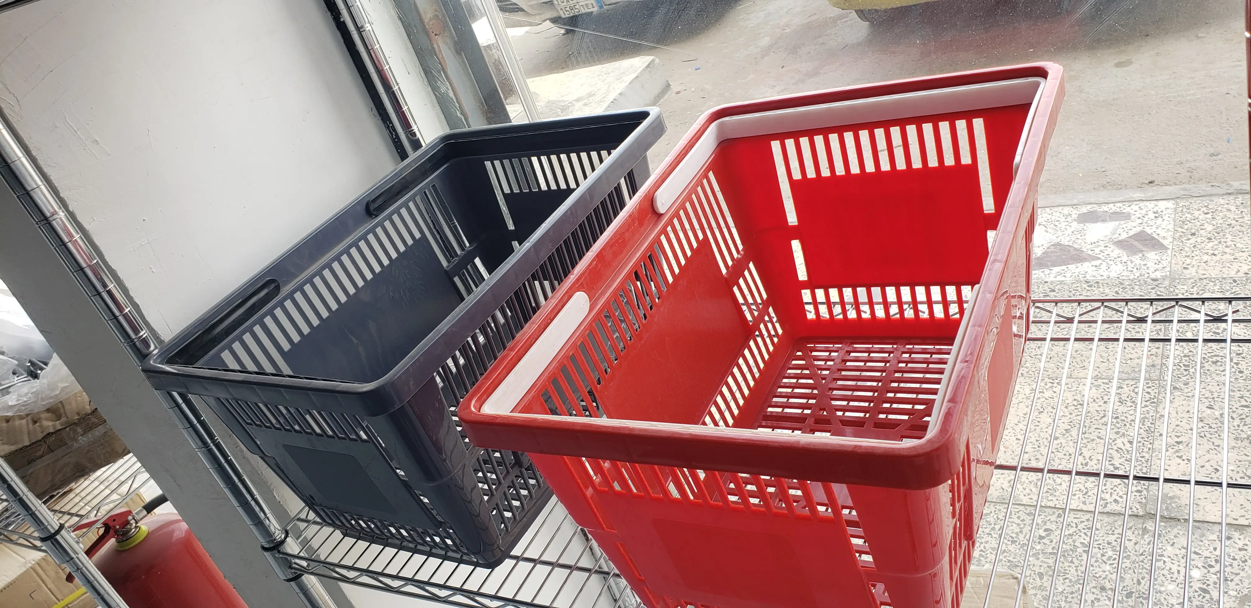  عربيات تسوق تجهيز  محلات تسوق